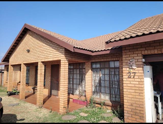 3 BEDROOM PROPERTY TO RENT IN DELMAS